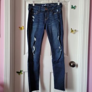 Hollister Low Rise Super Skinny 3s W26